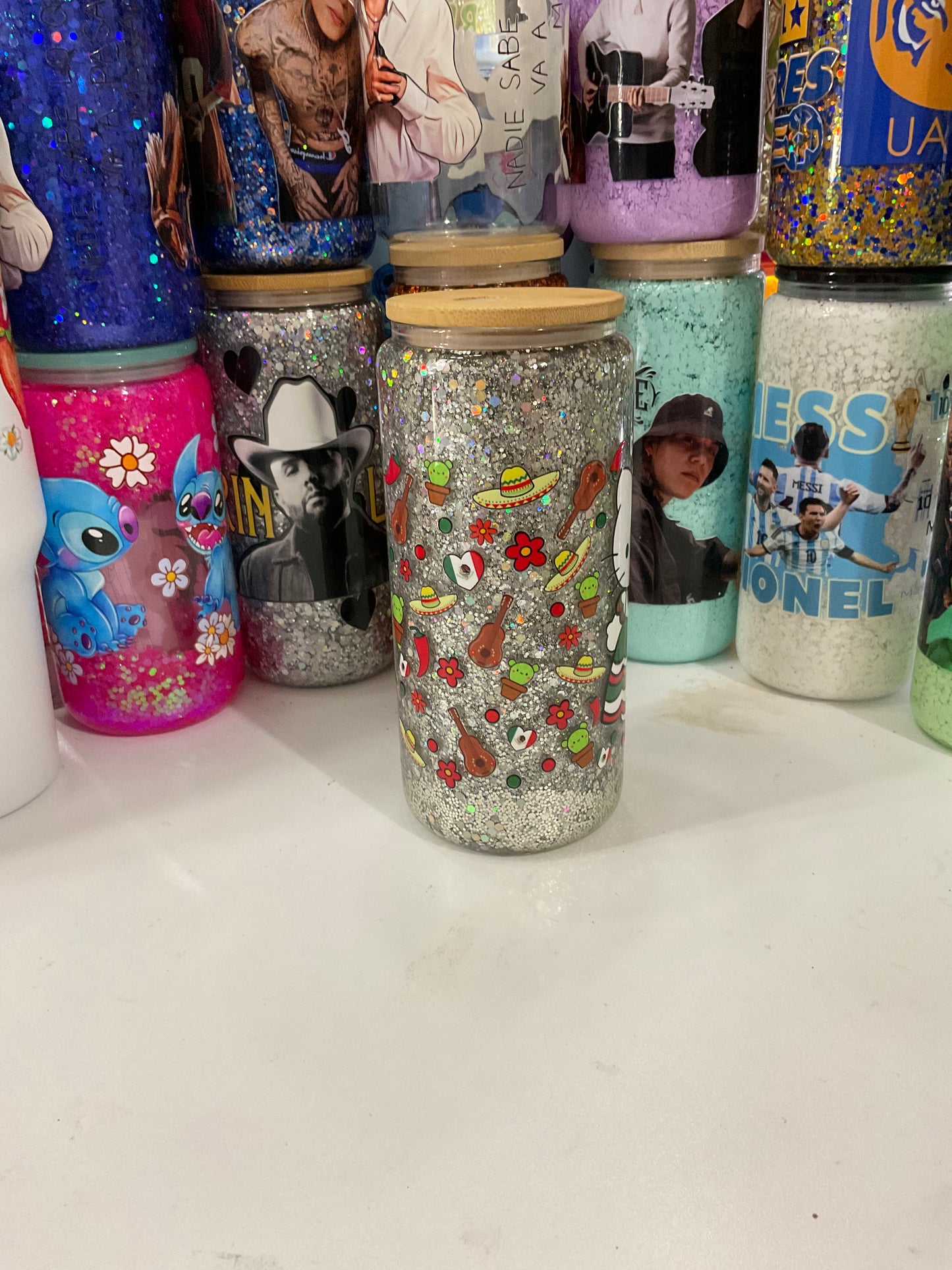 hello kitty snowglobe