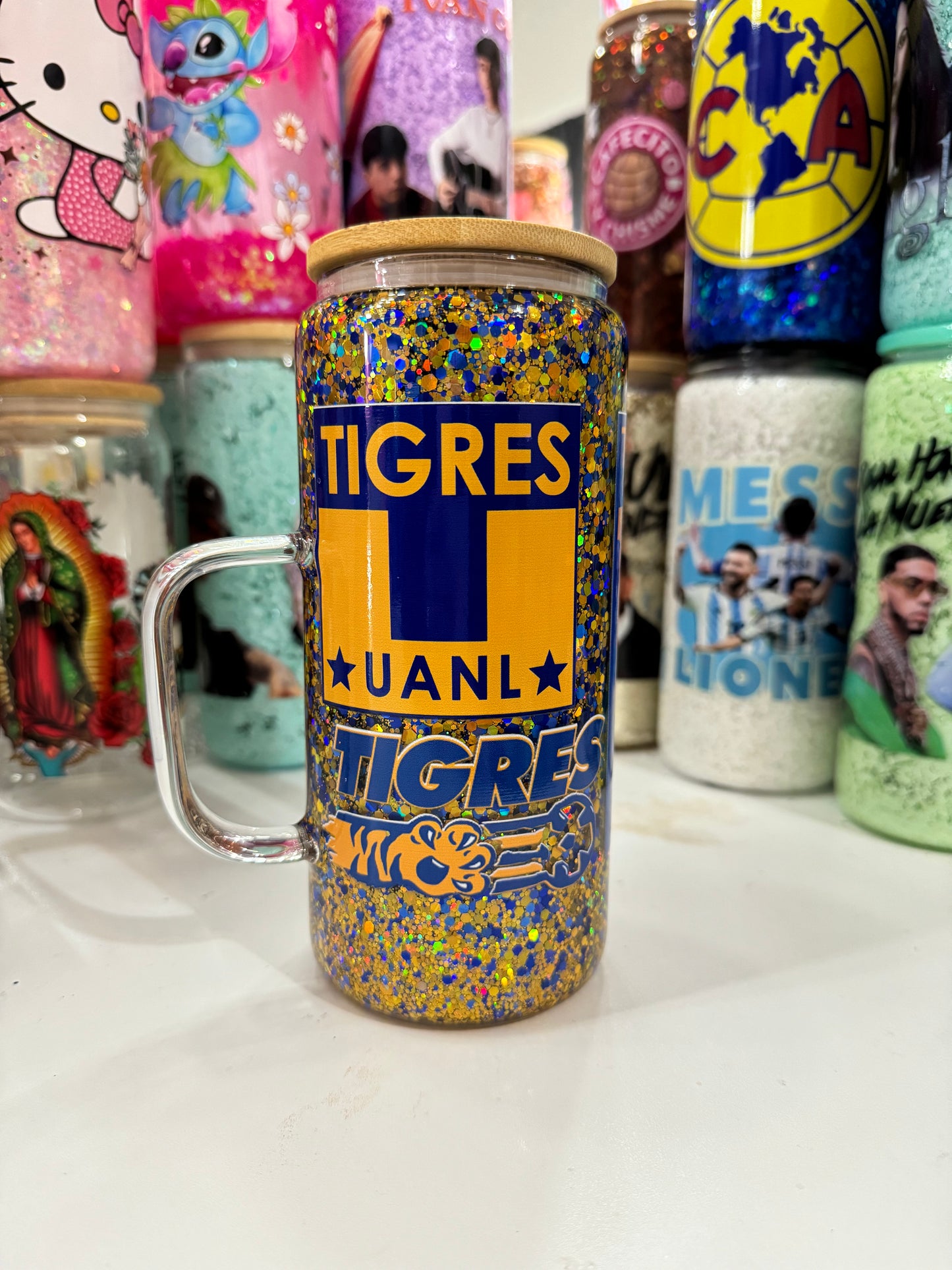 tigres snowglobe mug