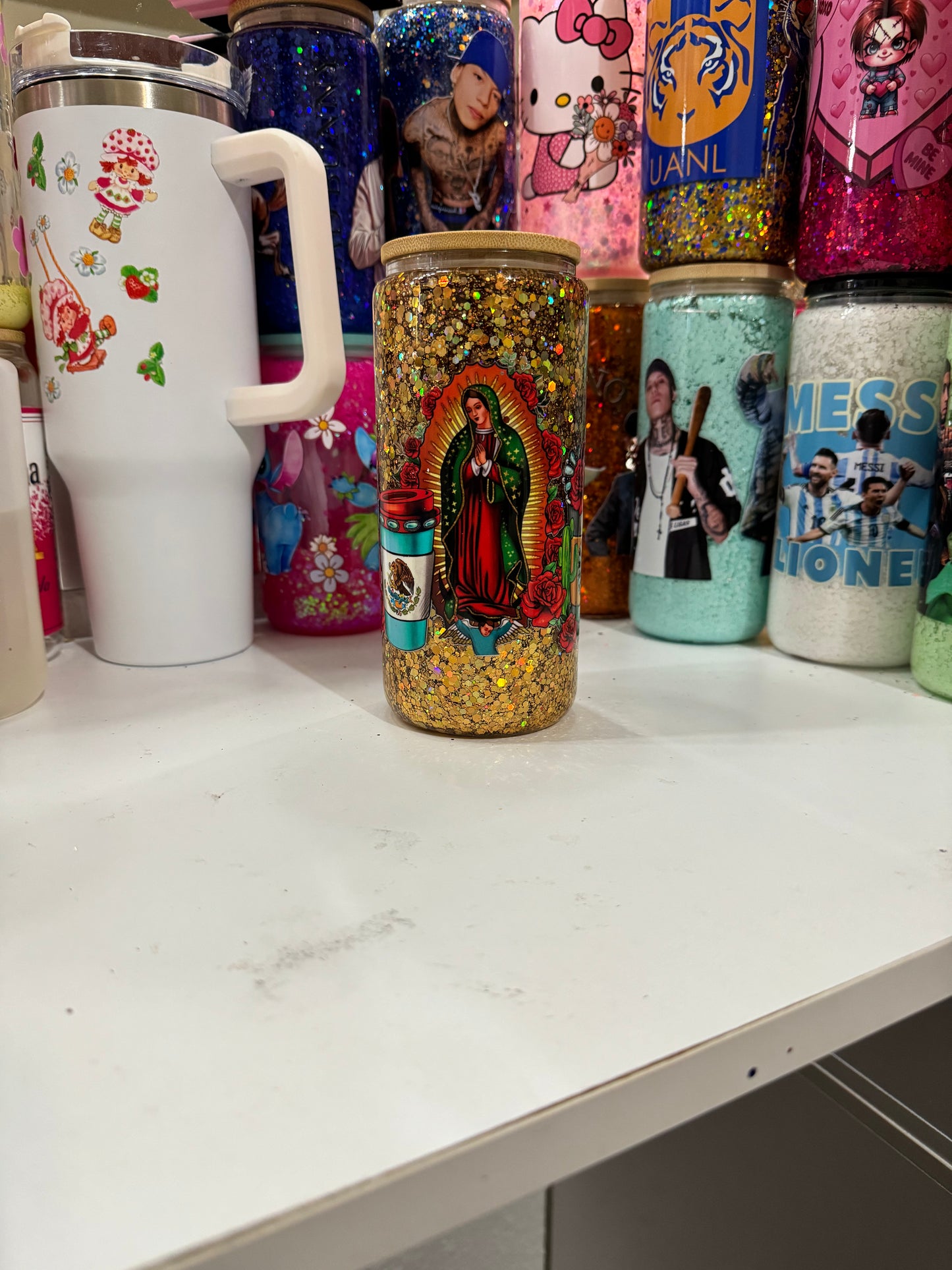 virgencita snowglobe