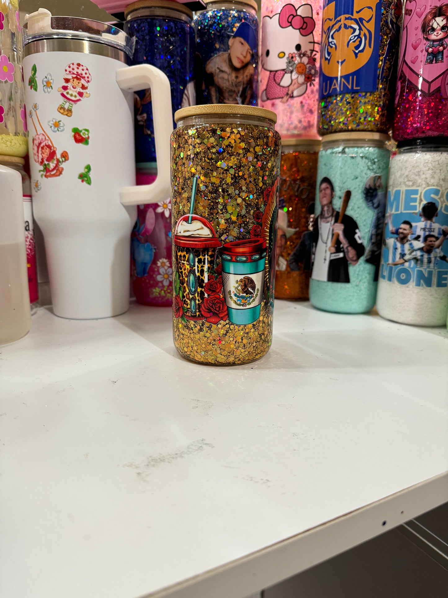 virgencita snowglobe