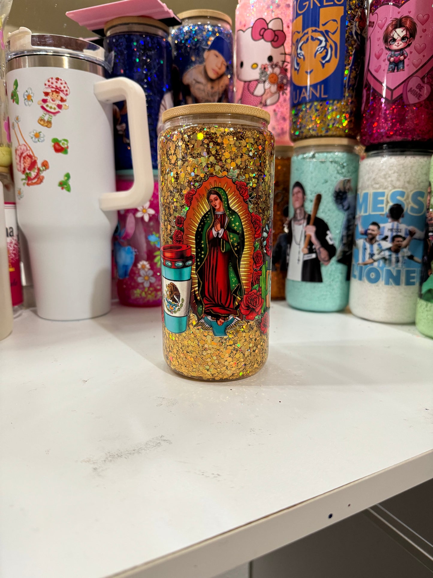 virgencita snowglobe